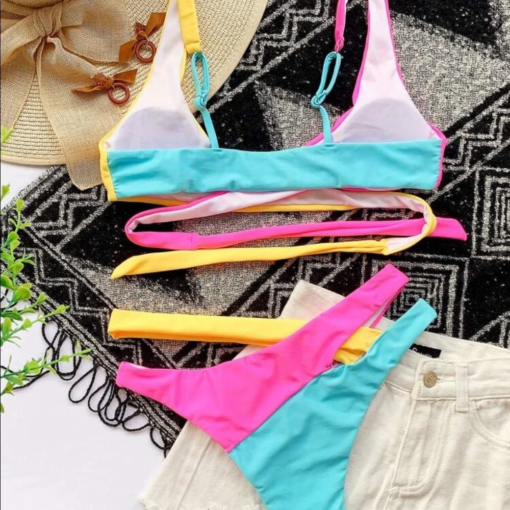 Neon Colorblock bikini 👙 - Picture 4 of 4